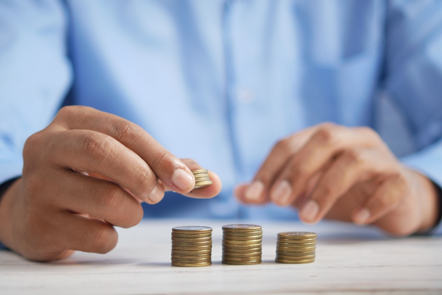 Top Investment Strategies for Digital Nomads